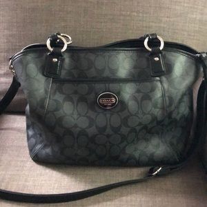 Coach crossbody/shoulder bag